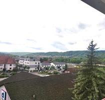 Ihr neues Zuhause - 4 Zimmer Dachgeschoßwohnung mit Balkon und Bergblick - Meiningen