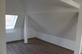 Foto - 4 Zimmer Dachgeschoßwohnung zur Miete in Oldenburg