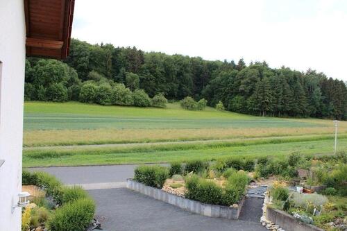 Foto - Götzingen, 5 ZKB ab 01.04. mit EBK und Balkon zu vermieten