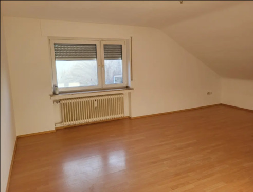 Foto - 2 Zimmer Dachgeschoßwohnung zur Miete in Bergheim
