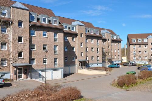 Foto - 2-Zimmer-Wohnung mit Balkon und Stellplatz in grüner Lage in Suhl