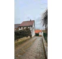 Kleiner Vierseitenhof mit Ausbaureserven - Bad Langensalza