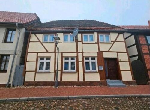 Foto - 4 Zimmer Mehrfamilienhaus, Wohnhaus zum Kaufen in Neustadt-Glewe