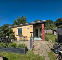 Gemütlicher Kleingarten - 3.700,00&nbsp;EUR Kaltmiete, ca.&nbsp; 0,00&nbsp;m&sup2; in Papendorf (PLZ: 18059)