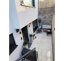 2 Zimmer Einliegerwohnung (80qm), gehobene Ausstattung Neubau - Graben-Neudorf