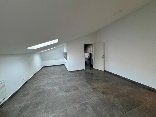 Foto - Dachgeschosswohnung zum 1.4.26 1 Zimmerwohnung