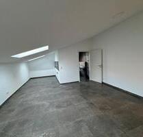 Dachgeschosswohnung zum 1.4.26 1 Zimmerwohnung - Oldenburg Kreyenbrück