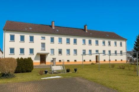 Foto - 3-Raum-Wohnung in Oppurg 2 Stellplätze, 2 Keller & Gartennutzung