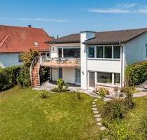 Großzügiges Einfamilienhaus mit großem Grundstück & Garten - Konstanz Konstanz-Fürstenberg
