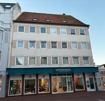 Eine sanierte 5 Zimmer Wohnung mit Balkon - Itzehoe