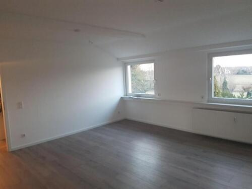 Foto - Dachgeschosswohnung in Derne: 3 Zimmer, 75m², saniert