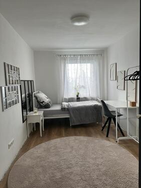 Foto - Möbeliertes Zimmer -Esslingen Zell- ruhig, modern & mit Terasse