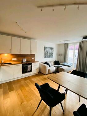 Foto - Neuwertige 2-Zimmer Wohnung mit Balkon, EBK, TG - altstadtnah