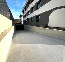 * Tiefgaragenstellplatz * - 90,00 EUR Miete, in Müllheim (PLZ: 79379)