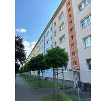 2-Zimmerwohnung mit Balkon mit Blick ins Grüne - Kitzscher