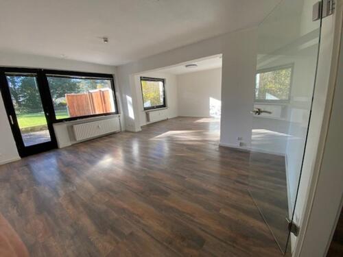 Foto - Hannover-Misburg, 6 ZKB, Terrasse, ruhig,145m²,WG geeignet