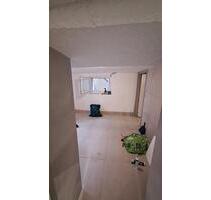 Teilmöblierte Wohnung in Eller Gurkenland - Düsseldorf Stadtbezirk 8