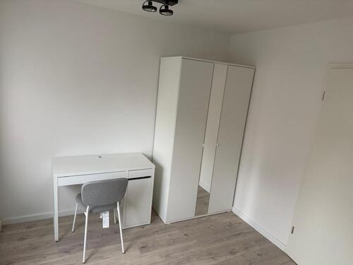 Foto - Tolle 7er-WG am Plärrer 4 helle, vollmöblierte Zimmer frei!