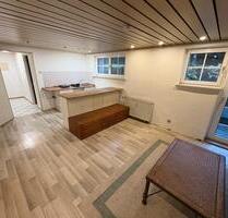 1 Zimmer Souterrain Wohnung - 750,00 EUR Kaltmiete, in Neubiberg (PLZ: 85579)