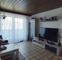 Hirschaid: Großzügige 4-Zimmer-DG-Wohnung mit 2 Balkonen