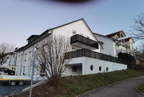 Foto - Exklusive 2-Zimmer-Wohnung mit EBK und Stellplatz