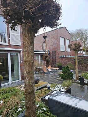 Foto - Einfamilienendhaus mit kleinem Terrassengarten
