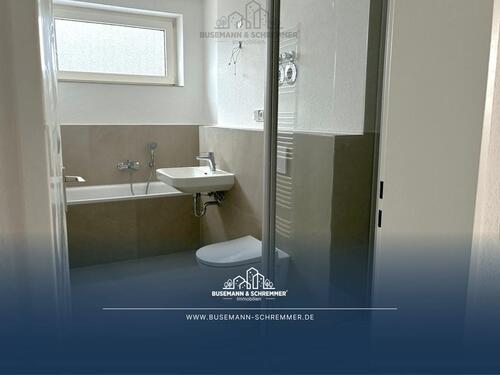 Foto - Helle 4-Zimmer-Wohnung mit Balkon und Garage in Langenhagen