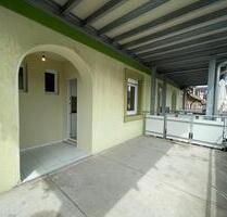 Uniklinik Freiburg, schöne renovierte 3 Zimmerwohnung mit Balkon - Freiburg im Breisgau Brühl