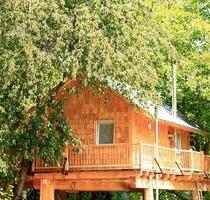 Ferienhaus Baumhaus für 4 Pers. mit Sauna, Hottub. Kamin - Zernien