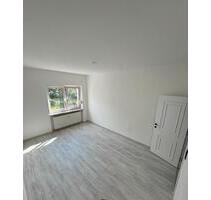 2-Zi 60m2 | 600€ kalt | renoviert | Bus 1 Min - Saarbrücken West