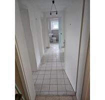 Ruhige ZKB rnoviert - 350,00&nbsp;EUR Kaltmiete, ca.&nbsp; 73,00&nbsp;m&sup2; in Pirmasens (PLZ: 66953)