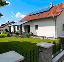 Zweifamilienhaus zu vermieten - 1.400,00&nbsp;EUR Kaltmiete, ca.&nbsp; 188,00&nbsp;m&sup2; in Geiselhöring (PLZ: 94333)