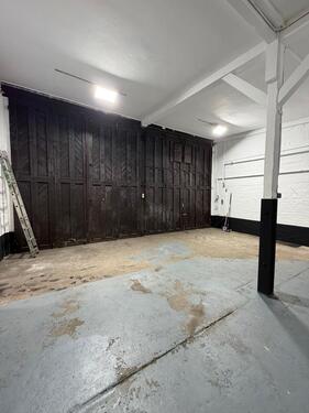 Foto - Werkstatt-Raum zu vermieten - 2.000,00&nbsp;EUR Kaltmiete, ca.&nbsp; 200,00&nbsp;m&sup2;