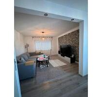 3-4 Zimmer Wohnung in Suttgart -Stammheim, zentrale Lage - Stuttgart Neuwirtshaus