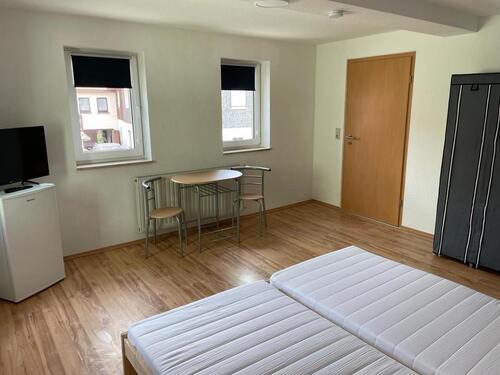 Foto - Möblierte 110 qm Wohnung für 10 Personen inkl. Nebenkosten, WLAN