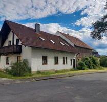 Wohnhaus mit ehem. Hofstelle - 360.000,00&nbsp;EUR Kaufpreis, ca.&nbsp; 133,00&nbsp;m&sup2; in Püchersreuth (PLZ: 92715) Ilsenbach