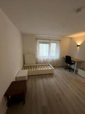 Foto - Zimmer möbliert Uninähe - 500,00&nbsp;EUR Kaltmiete, ca.&nbsp; 22,00&nbsp;m&sup2;