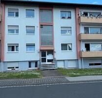 Helle 3 Zimmer Wohnung mit Balkon kernsaniert in Dehrn - Runkel