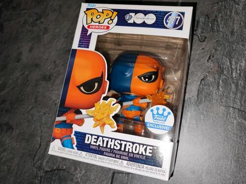 Foto - Funko Pop! 477 Deathstroke Funko exclusive Neu OVP DC Heroes