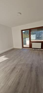 Foto - 3 Zimmer Wohnung, saniert - 950,00 EUR Kaltmiete,