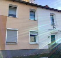 Sofort verfügbar! modernisierte 2-Zimmer-Wohnung mit kl. Terasse - Waltrop