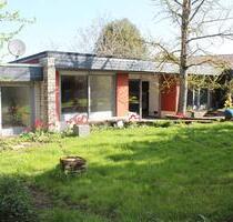 Bungalow mit Terrasse und Gartenmitbenutzung - Michelstadt