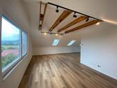 Foto - Helle Dachgeschosswohnung in Obervellmar – 75 m²