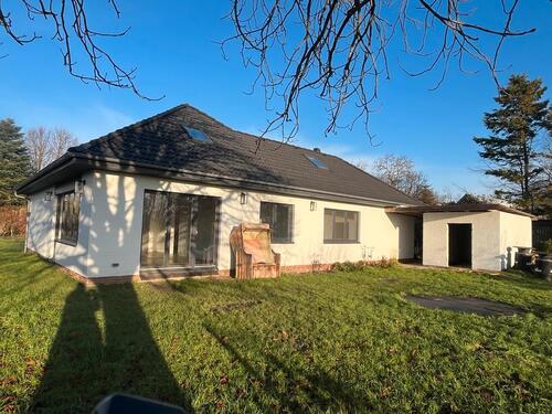 Foto - 5 Zimmer Einfamilienhaus zur Miete in Wesselburen