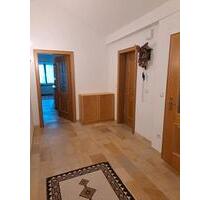 Schöne Dachgeschosswohnung in Kösching