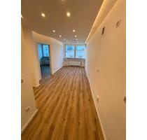 Studenten-Single Wohnung - Kernsaniert - Wuppertal Arrenberg