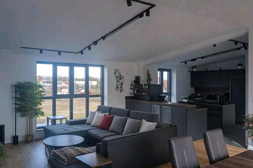 Foto - Traum-Penthouse mit Top-Anbindung nach Hamburg – Aufzug & Carport