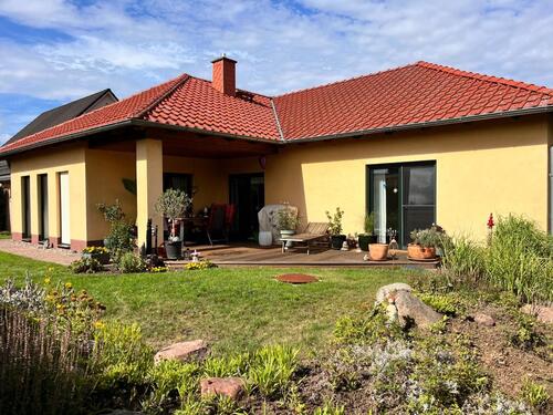 Foto - Einfamilienhaus in Stadt- und Seenähe