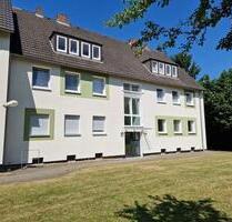 Gemütliche, renovierte 3-Zimmer-Dachgeschosswohnung, kein Balkon - Recklinghausen Berghausen