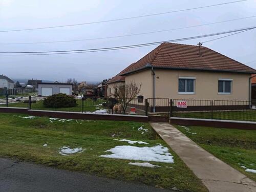 Foto - Haus in der Nähe des Balaton zu verkaufen!